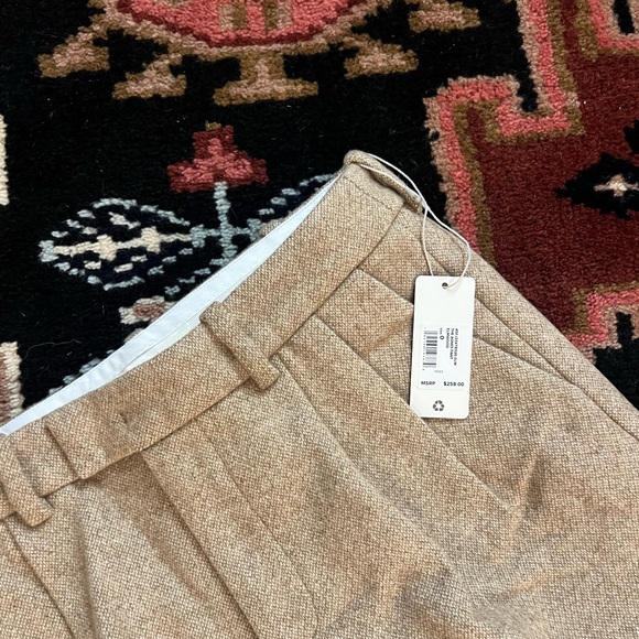 The Agnes Pant | Elmwood - Elmwood / 0 × 1
Favorite Daughter - Picture 5 of 9